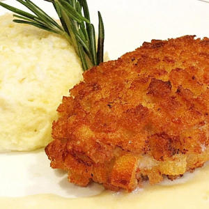 Как спасти пересоленные и уже готовые котлеты: понадобится сметана