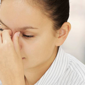 Врач назвал незаметный симптом рака кишечника